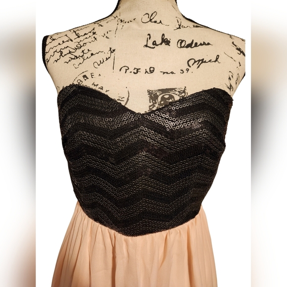 Trixxi Sequin High Low Dress - Picture 10 of 14